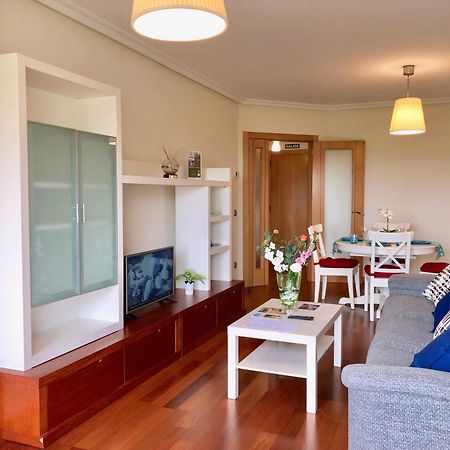 Apartamento Europa Jardin Oviedo Bagian luar foto
